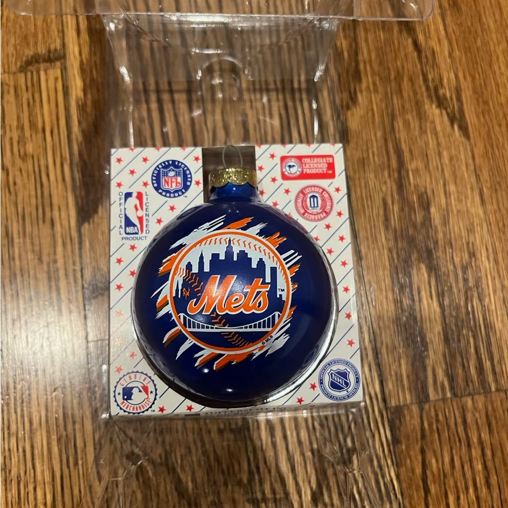 Vintage New York Mets Holiday Christmas Ornament, 2 1/2”, NWT